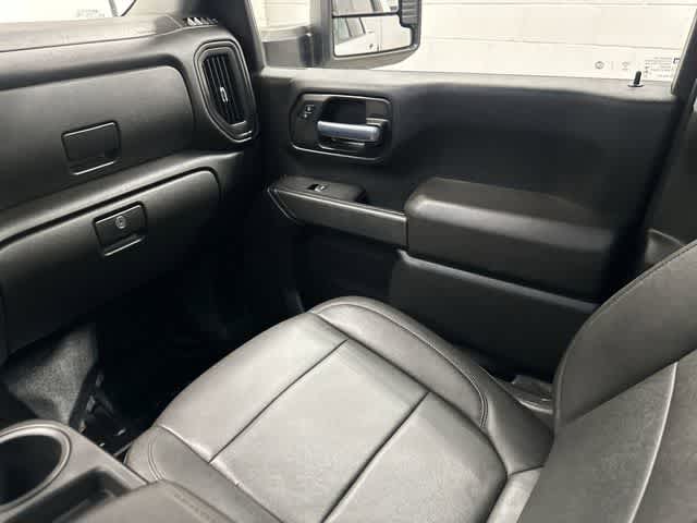 Thumbnail: 2021 Chevrolet Silverado 3500 - 13