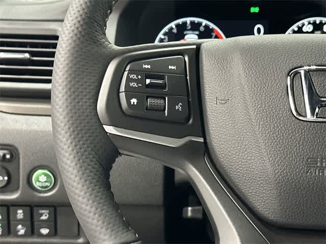 Thumbnail: 2025 Honda Ridgeline - 17