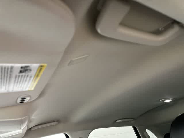 Thumbnail: 2022 Ford Edge - 27