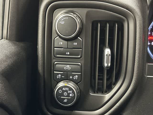 Thumbnail: 2020 Chevrolet Silverado 2500 - 19