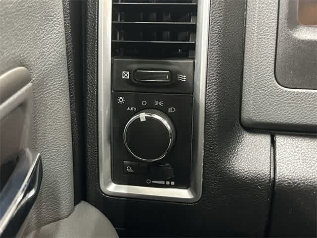 Thumbnail: 2014 RAM 1500 - 19