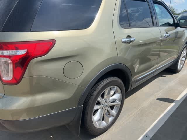 Thumbnail: 2013 Ford Explorer - 6