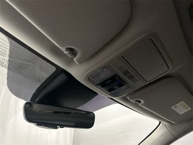 Thumbnail: 2026 Honda Odyssey - 21