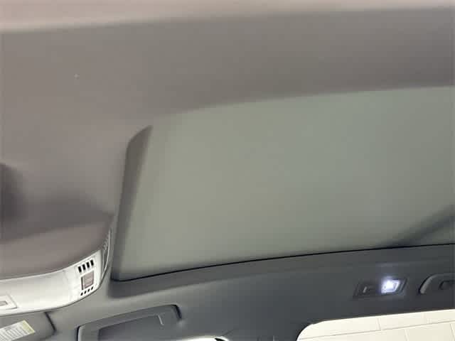 Thumbnail: 2023 Volkswagen Taos - 27