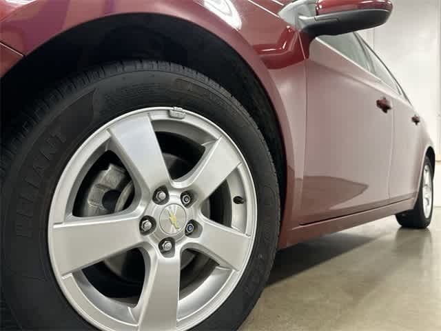 Thumbnail: 2016 Chevrolet Cruze - 28