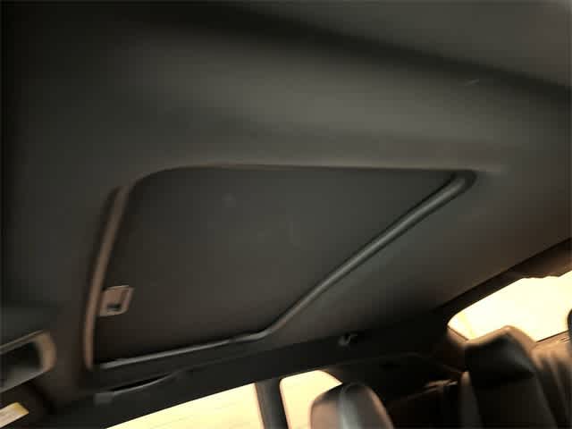 Thumbnail: 2010 Dodge Challenger - 27