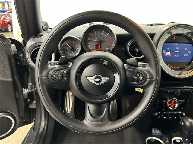 Thumbnail: 2015 MINI Cooper Convertible - 15