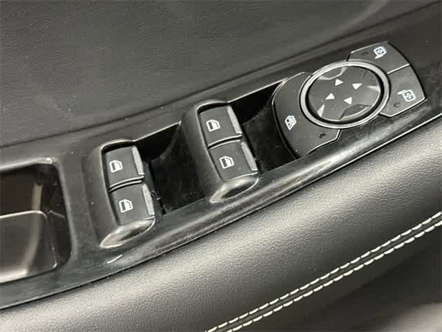 Thumbnail: 2019 Ford Edge - 20