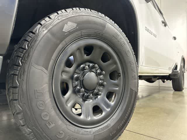 Thumbnail: 2020 Chevrolet Silverado 2500 - 28