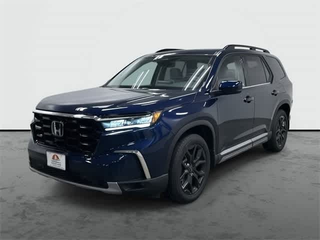 2025 Honda Pilot Touring's photo