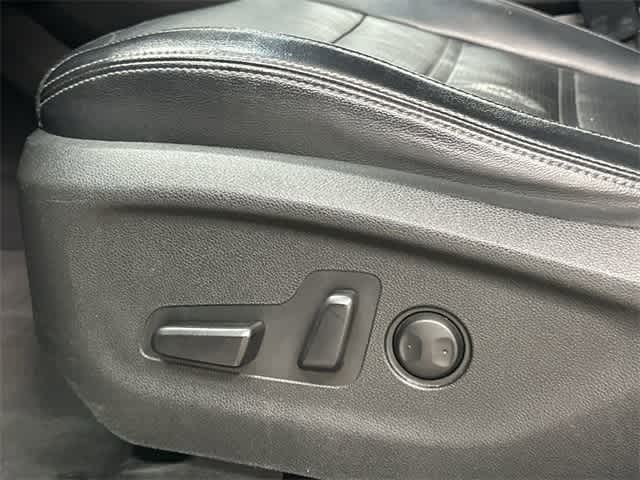 Thumbnail: 2017 Kia Sorento - 26