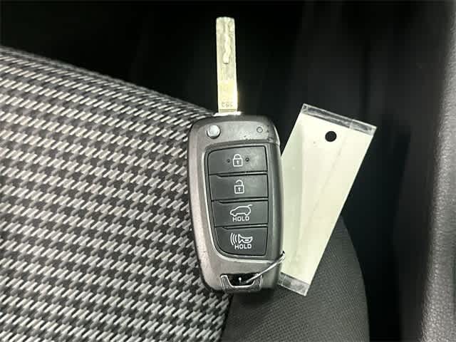 Thumbnail: 2019 Hyundai Kona - 32