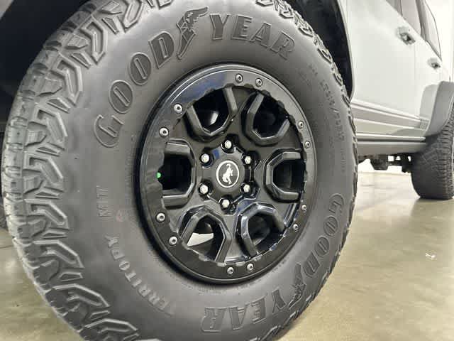Thumbnail: 2021 Ford Bronco - 25