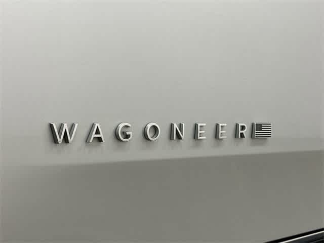 Thumbnail: 2023 Jeep Wagoneer - 31