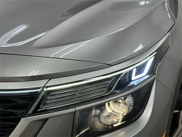 2021 Kia Seltos EX 31