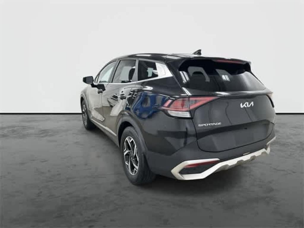 Used 2023 Kia Sportage LX SUV
