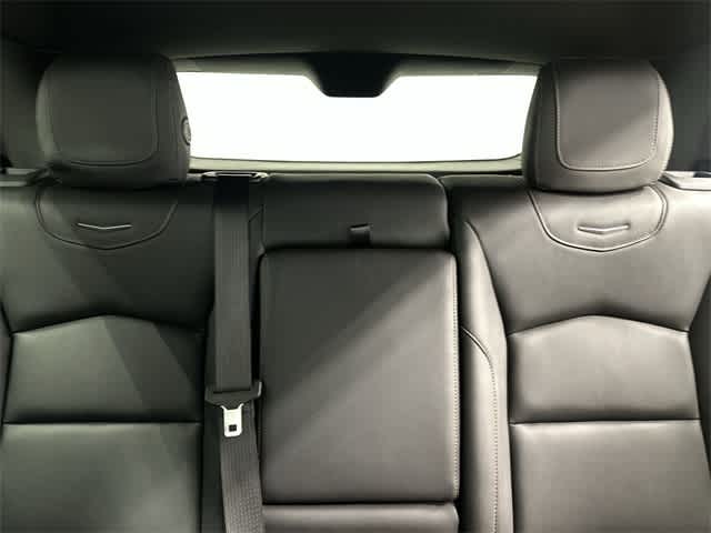 Thumbnail: 2021 Cadillac XT4 - 14
