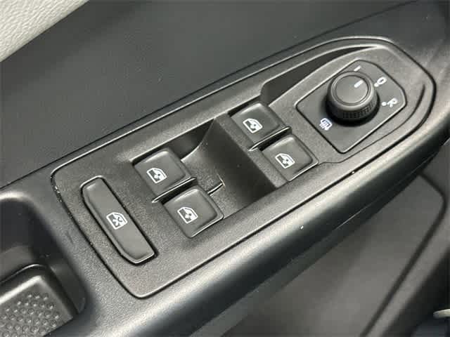 Thumbnail: 2023 Volkswagen Taos - 20