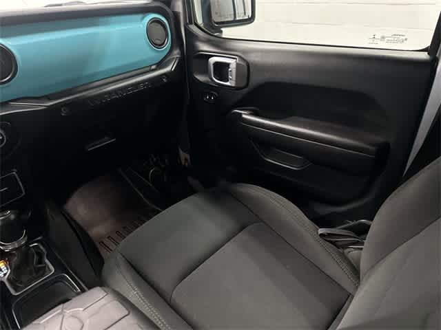 Thumbnail: 2018 Jeep Wrangler - 13