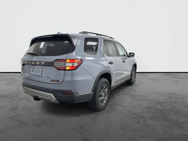 Thumbnail: 2026 Honda Pilot - 3