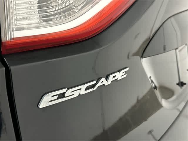 2013 Ford Escape SE 29