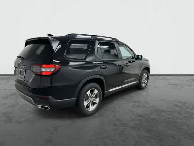 Thumbnail: 2026 Honda Pilot - 4