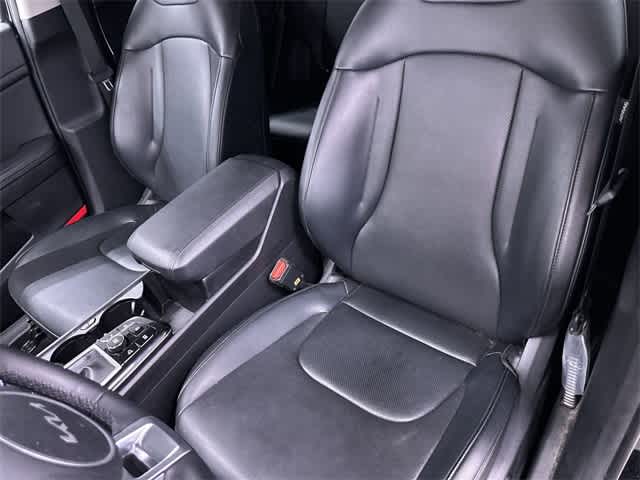 2024 Kia Sportage EX 10