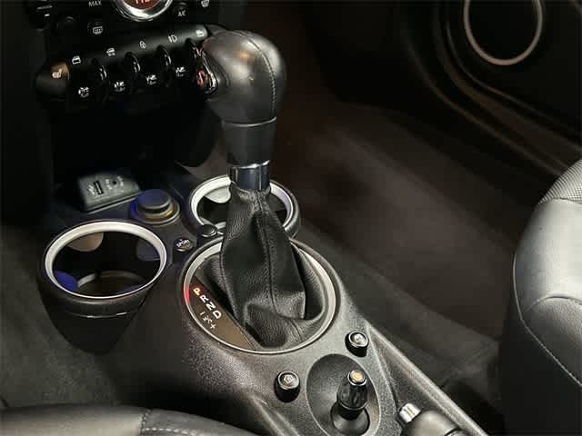 Thumbnail: 2015 MINI Cooper Convertible - 23