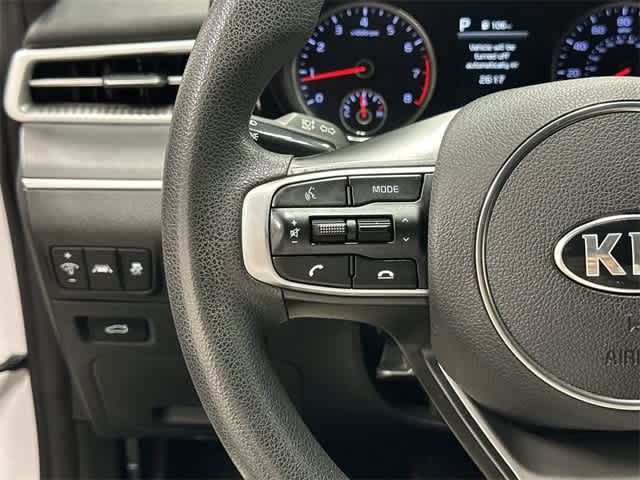 Thumbnail: 2021 Kia K5 - 17