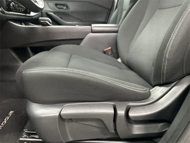 Thumbnail: 2023 Nissan Rogue - 26