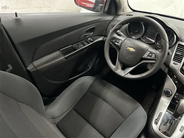 Thumbnail: 2016 Chevrolet Cruze - 12