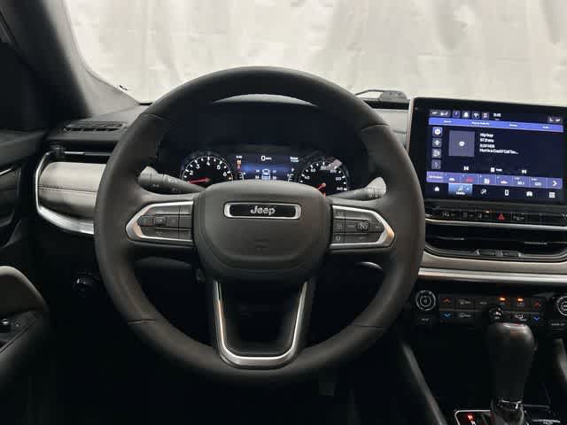 Thumbnail: 2025 Jeep Compass - 15