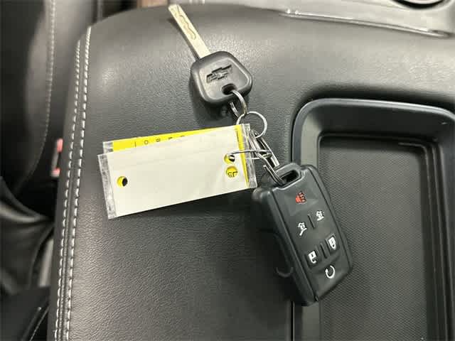 Thumbnail: 2017 Chevrolet Tahoe - 33