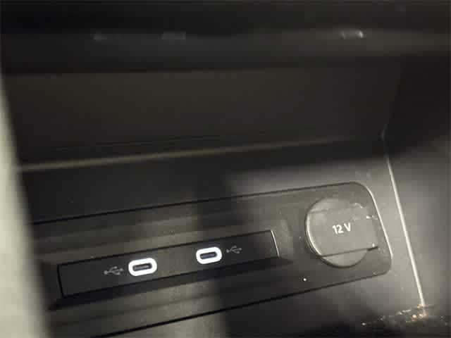 Thumbnail: 2022 Volkswagen Atlas - 26