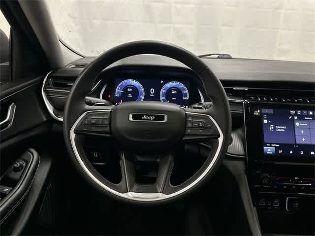 Thumbnail: 2023 Jeep Grand Cherokee - 15