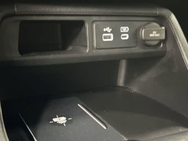2023 Honda Pilot Touring - Photo 26