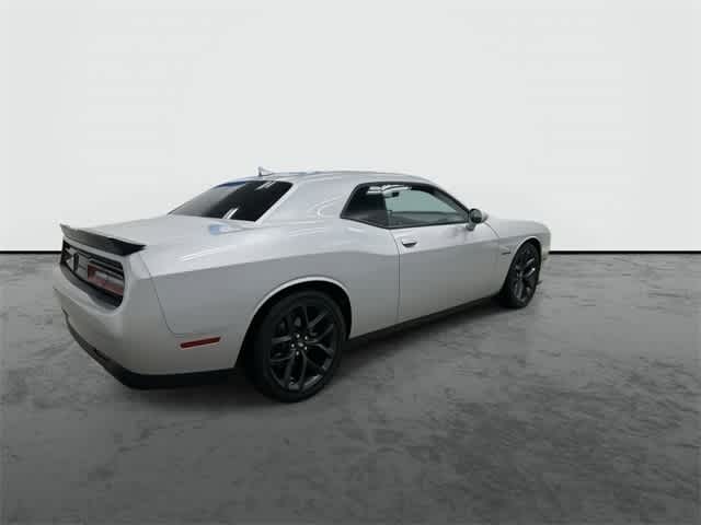 Thumbnail: 2022 Dodge Challenger - 4