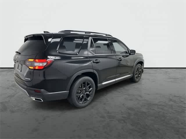 Thumbnail: 2025 Honda Pilot - 4