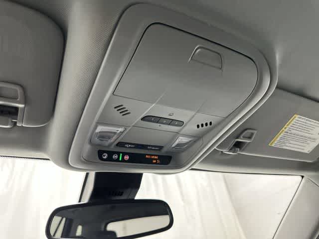 Thumbnail: 2020 GMC Terrain - 20
