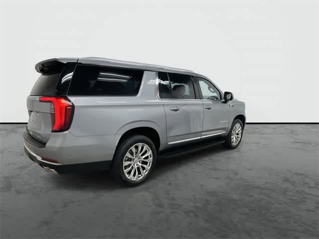 Thumbnail: 2025 GMC Yukon XL - 4