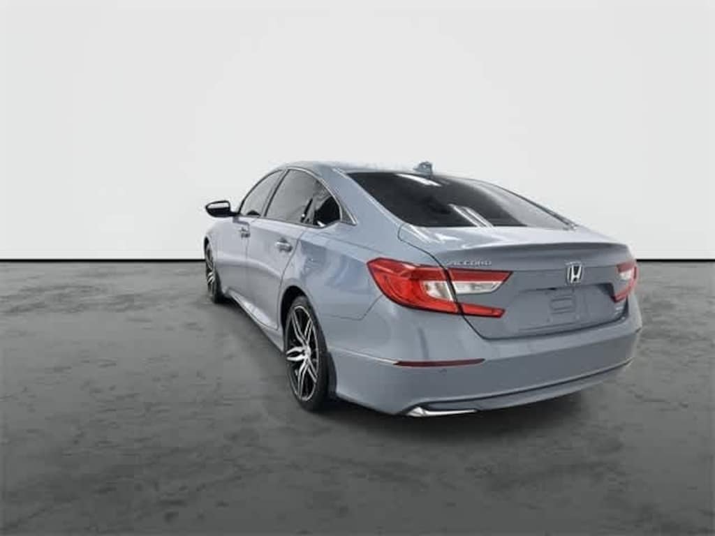 Used 2021 Honda Accord Hybrid Touring Sedan