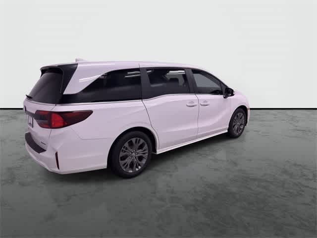 2025 Honda Odyssey Touring 9