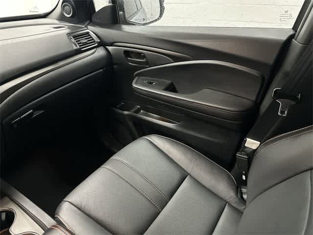 Thumbnail: 2025 Honda Passport - 13