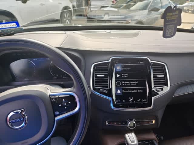 Thumbnail: 2022 Volvo XC90 - 4