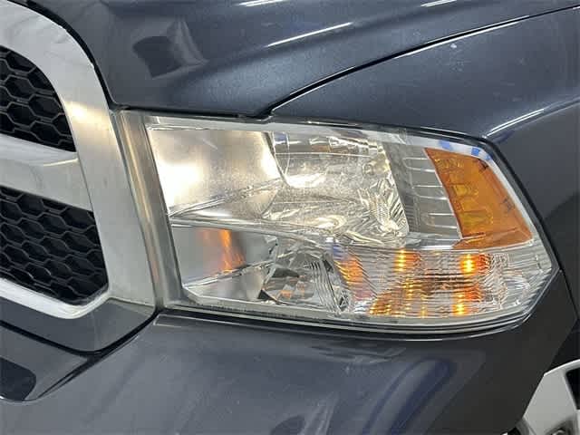 Thumbnail: 2020 RAM 1500 Classic - 31