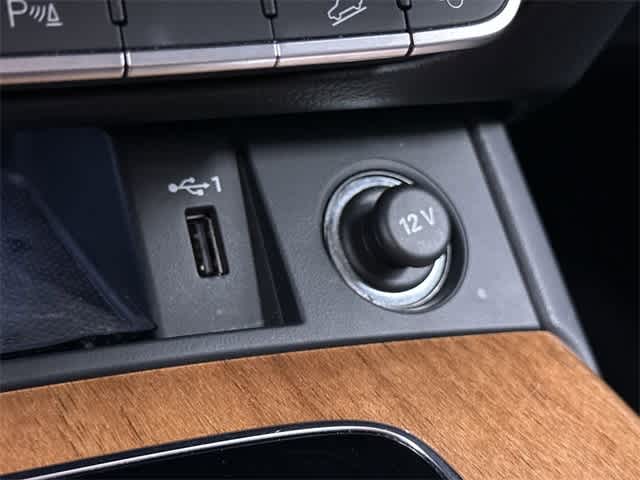 2023 Audi Q5 e Premium Plus 26