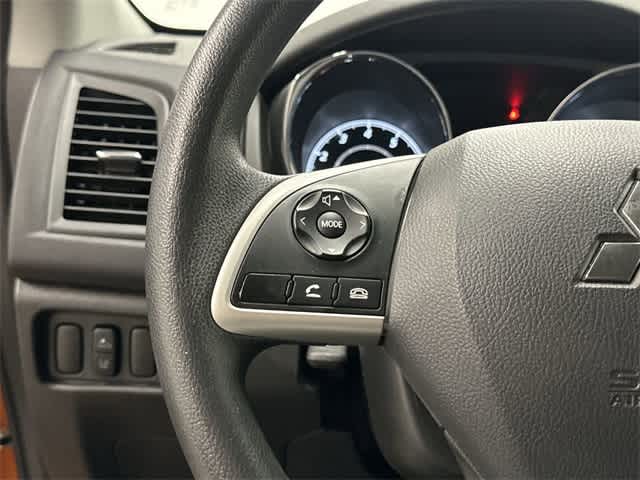 Thumbnail: 2024 Mitsubishi Outlander Sport - 17