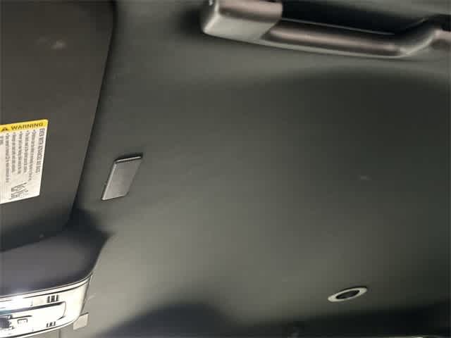 Thumbnail: 2025 GMC Yukon XL - 28