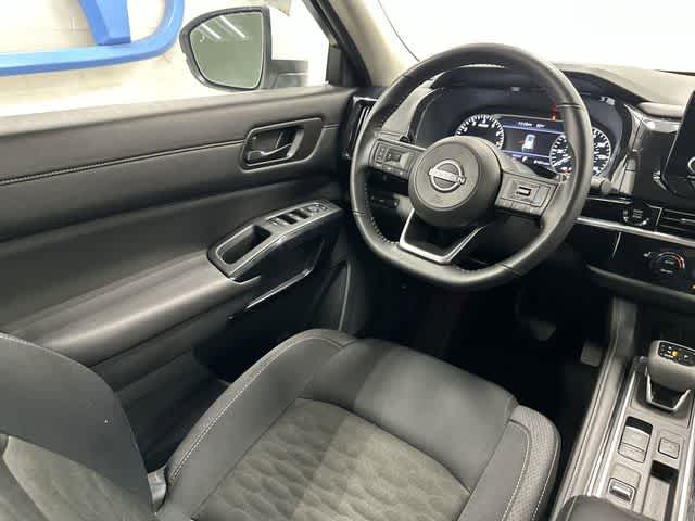 Thumbnail: 2025 Nissan Pathfinder - 12