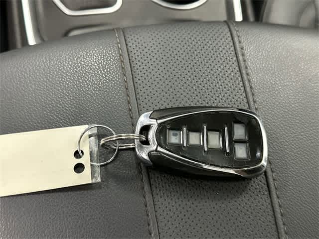 Thumbnail: 2018 Chevrolet Traverse - 33